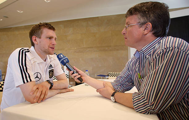 递至前场 递至前场