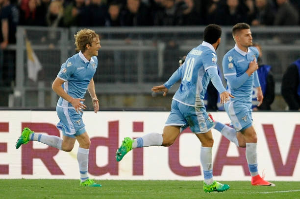 济发展中发 济发展中发